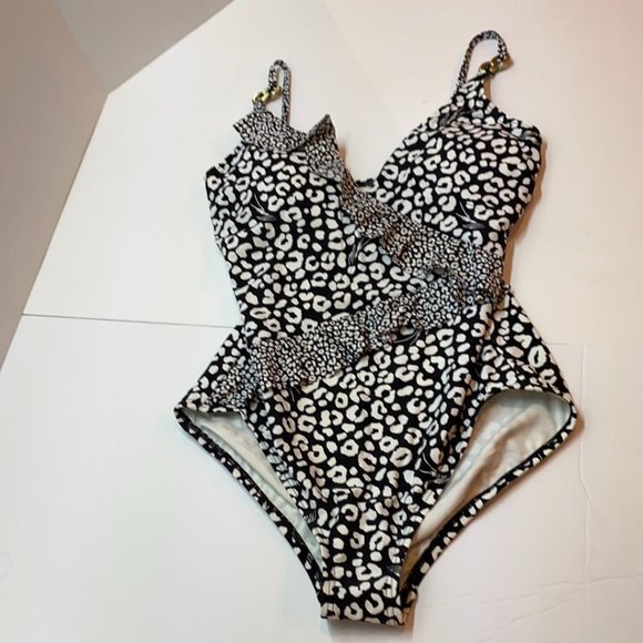 NWT Michael Kors Ruffle One-Piece Swimsuit - Picture 3 of 4